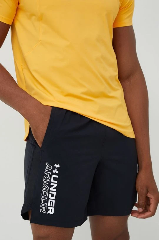 Ανδρικά Σορτς τρεξίματος Under Armour , χρώμα: μαύρο