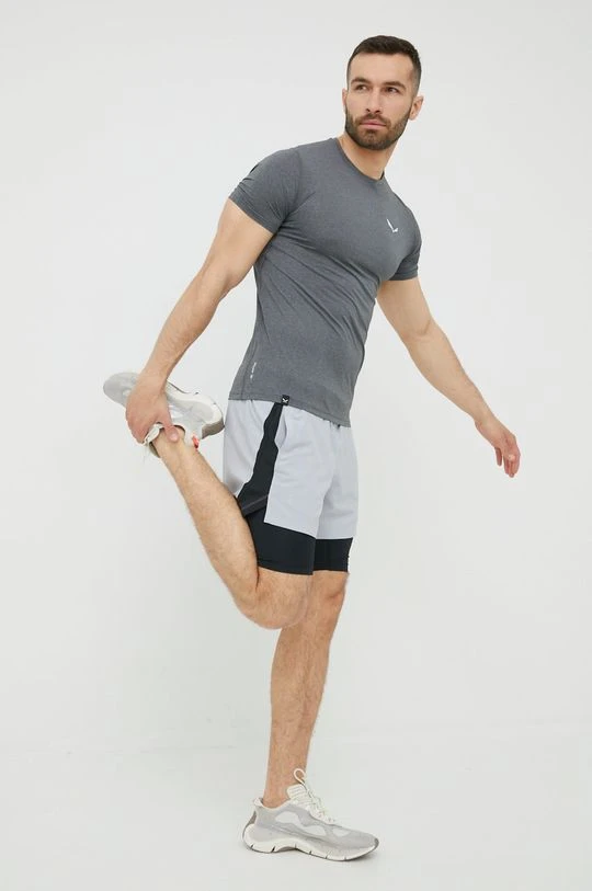 Ανδρικά Σορτς τρεξίματος Under Armour Launch γκρι - Image 2