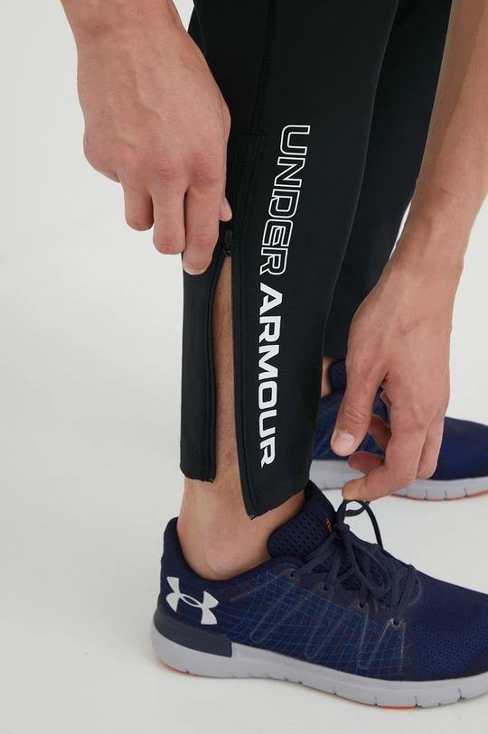 Ανδρικά Υφασμάτινα Παντελόνι για τζόκινγκ Under Armour μαύρο - Image 4